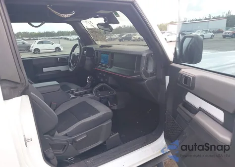 2022 Ford Bronco Big Bend z USA, uszkodzony, nr VIN 1FMDE5AP4NLB04018